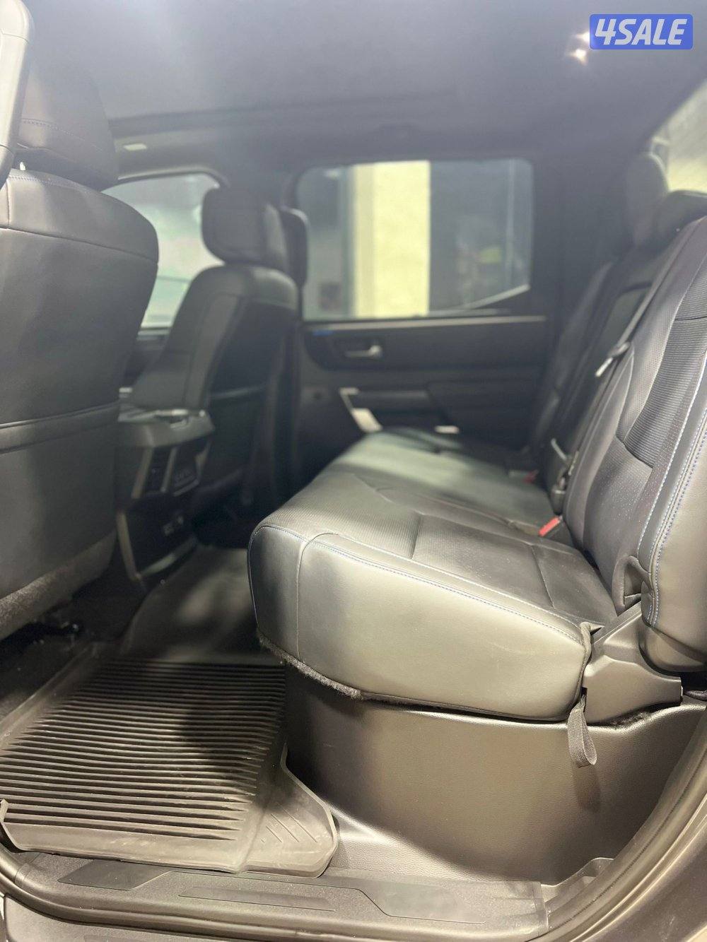 وانيت تندرا دبل قير موديل 2022 ماشي 22 الف بحالة ممتازة8