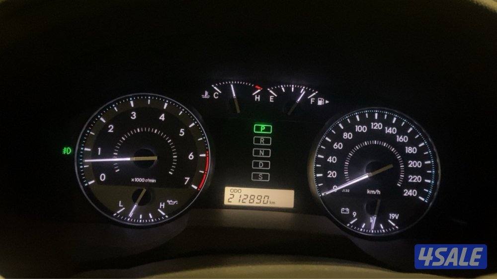 Land Cruiser v8 full option5