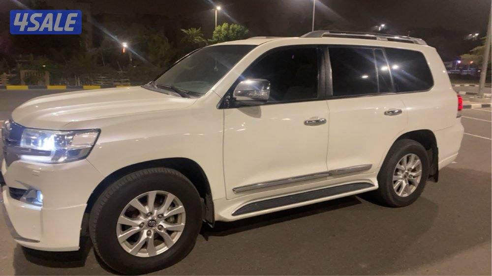 Land Cruiser v8 full option7