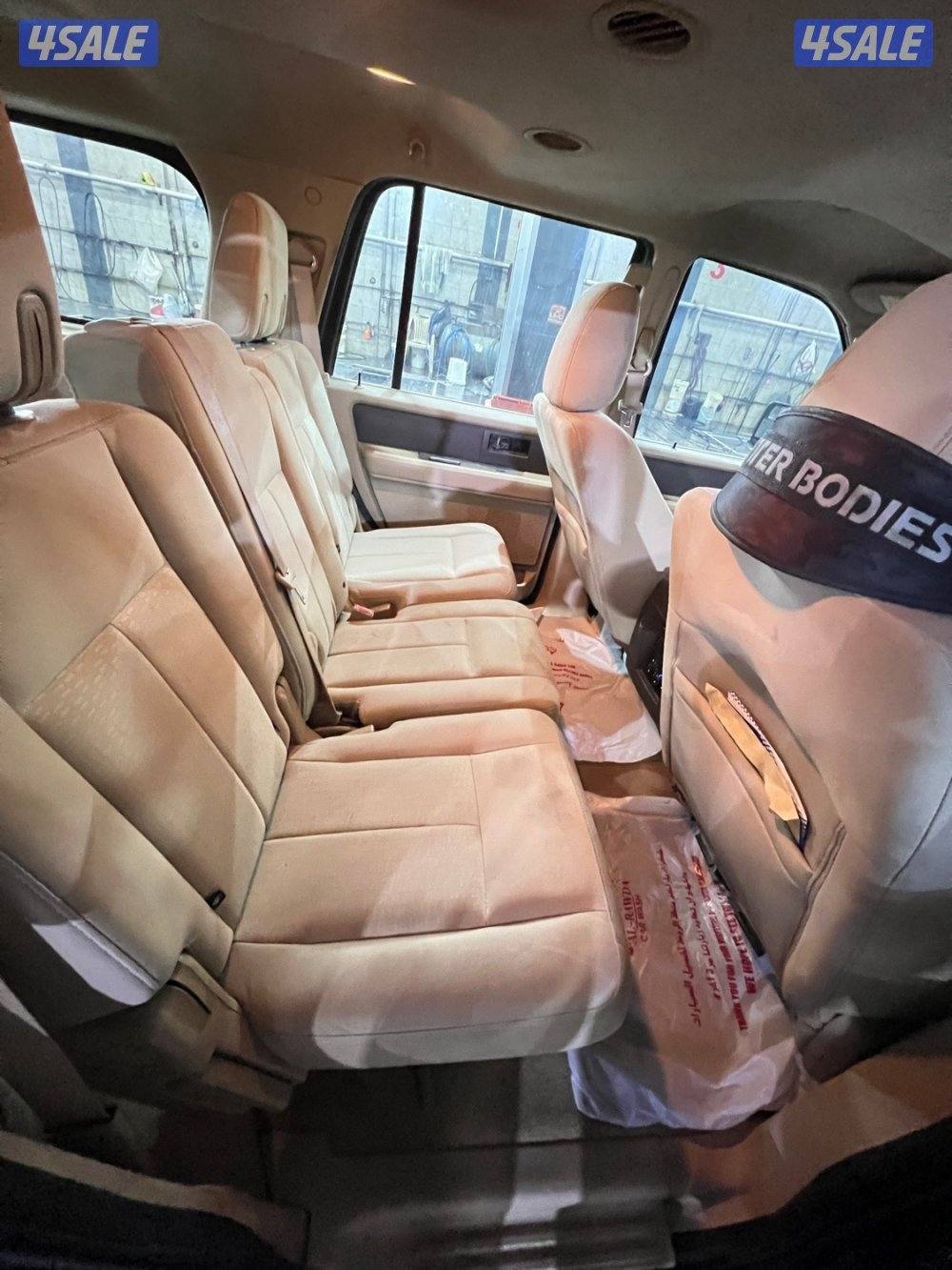 Ford expedition 8 cylinder very clean condition4