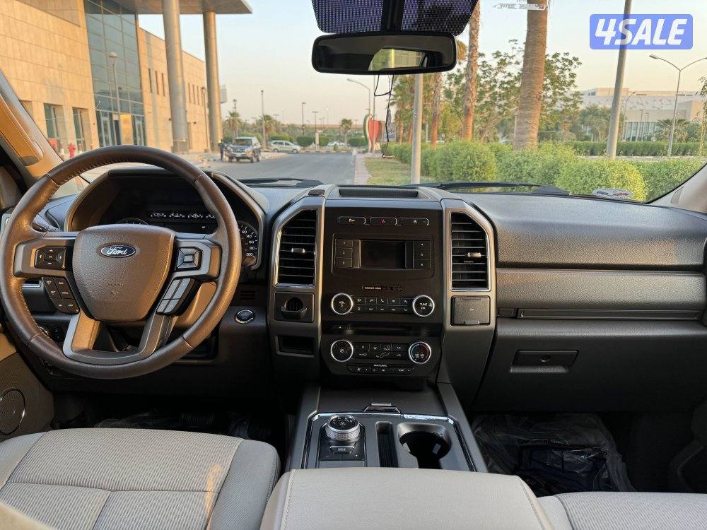 فورد اكسبدشن XLT موديل 2018 بحاله الوكاله8