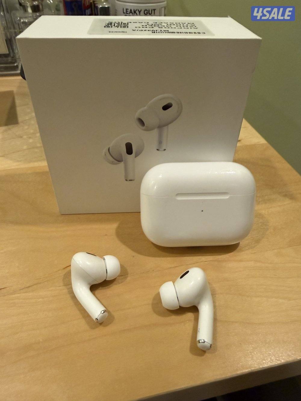 ايربودز برو ٢ مع ماق سيف Airpods Pro 2 with Magsafe (USB C)0
