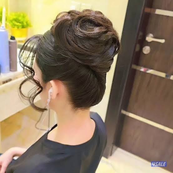 كوافيرة شعر تبحث عن عمل0