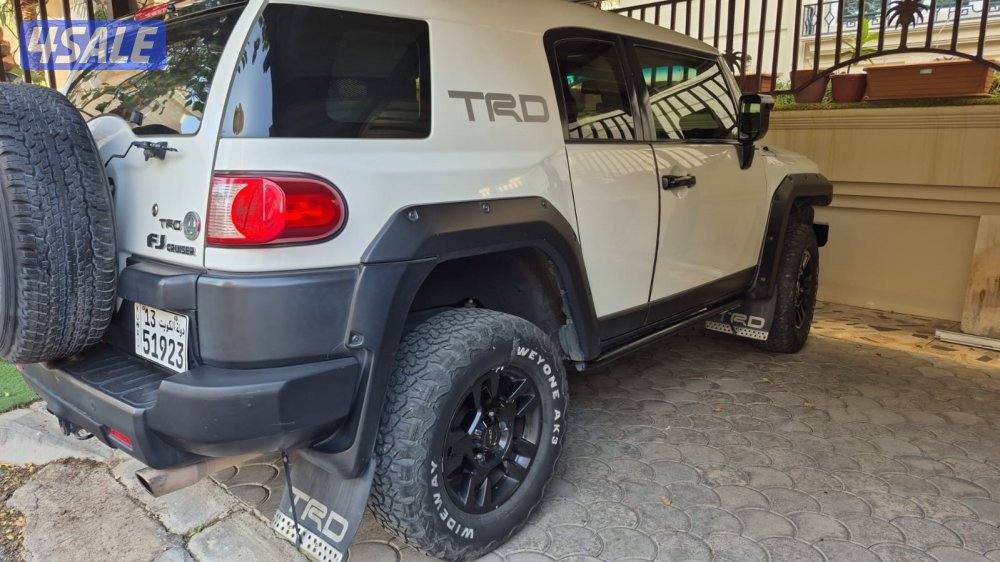 اف جي كروزر TRD الضربه خفيفه في القلص ماتأثر في الاستعمال7