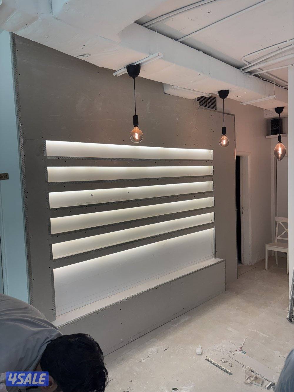 محمد باكستاني جبسم بورد بارتشن مع باب خشب1