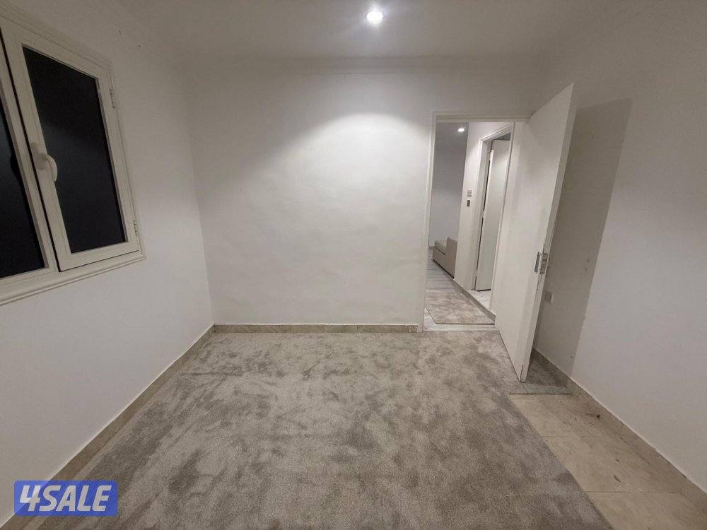 شقق للايجار حولي للعزاب فاضي وخلو غرفة صاله حمام مطبخ12