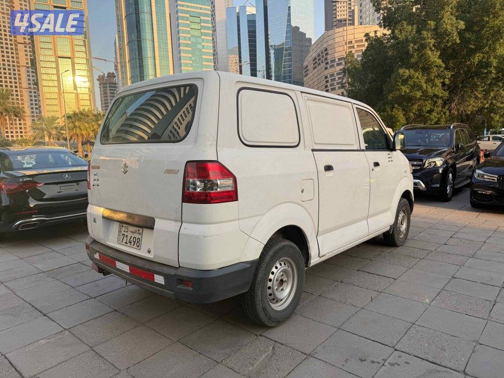 باص سوزوكي كاري موديل 20174