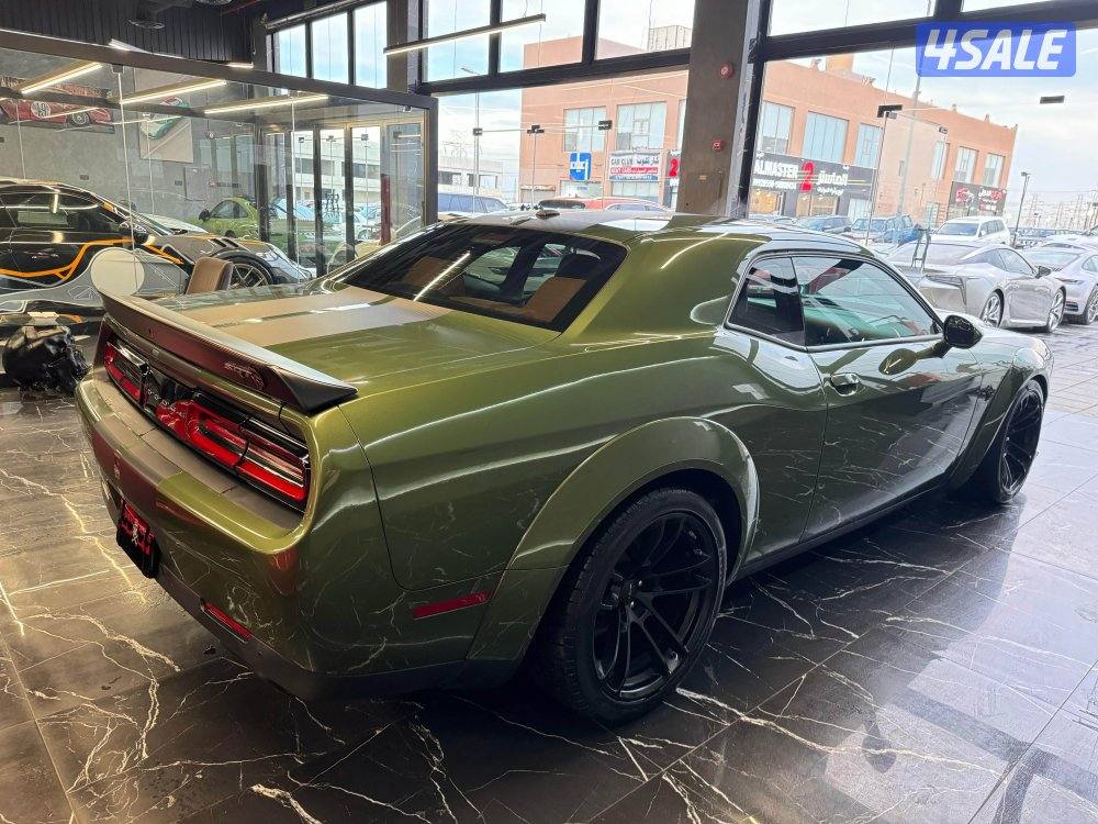 دودج تشالنجر هيلكات RED EYE5