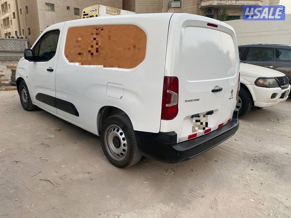 للبيع بيجو ‏ثلاجة بوكس موديل 20206