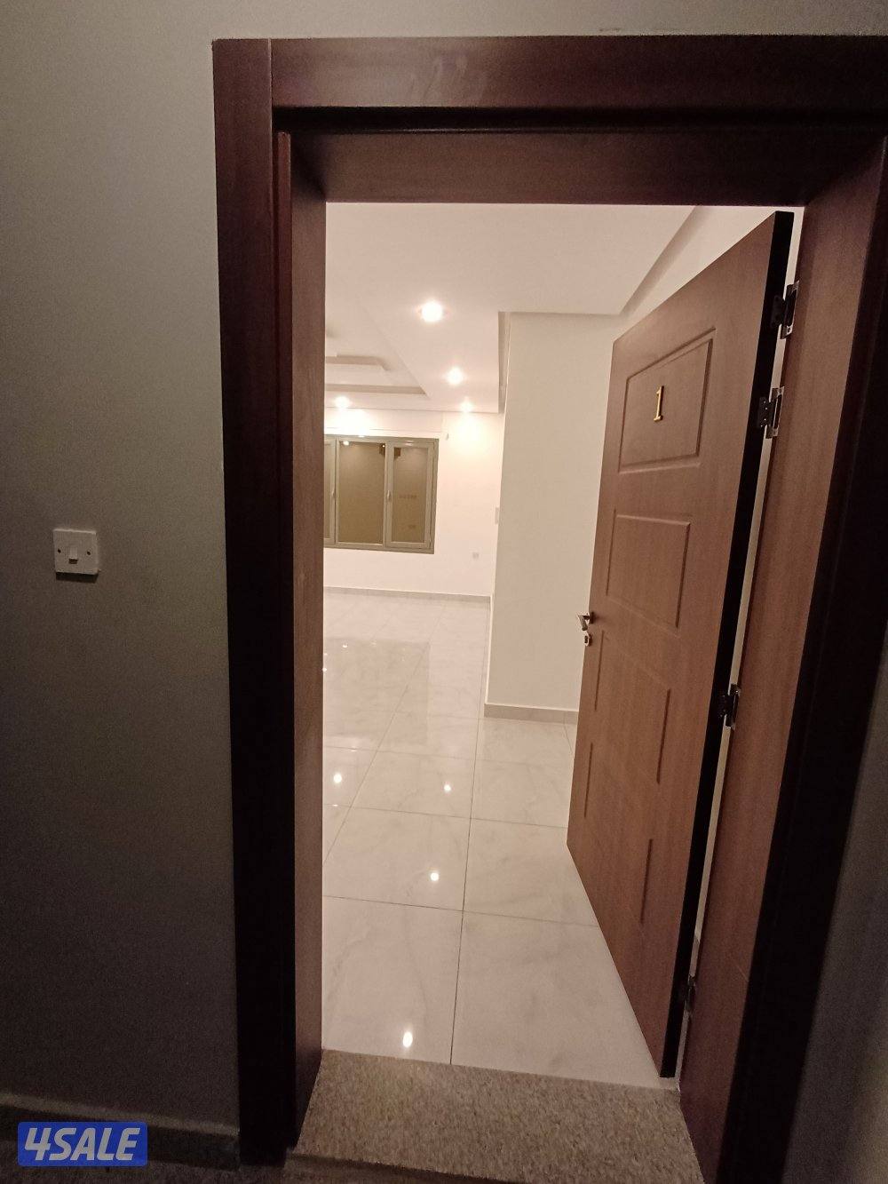 شقه ق٩ للايجار وشقق جابر الاحمد0