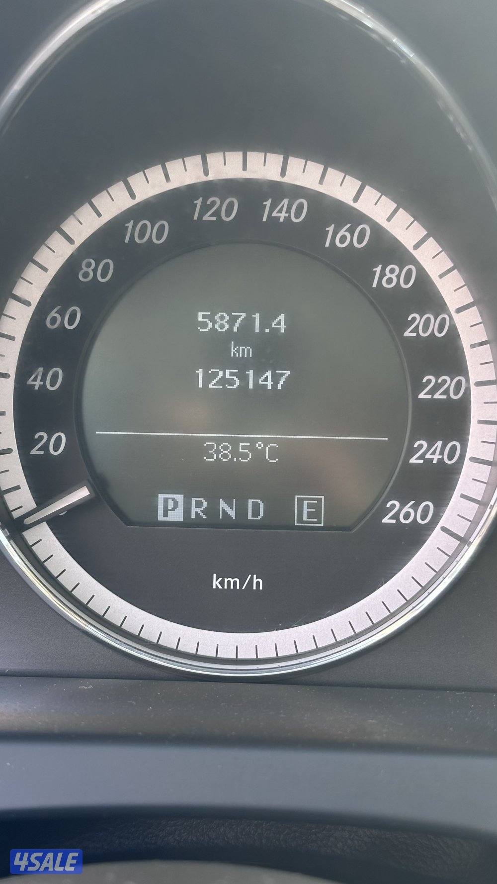 مرسيدس E250 كوبيه مديل 2011 عداد 1258