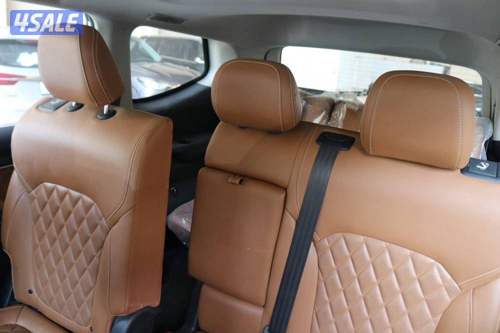 2022 Maxus D90 Executive Luxury – 4×4 • Grey • KWD 4,0005