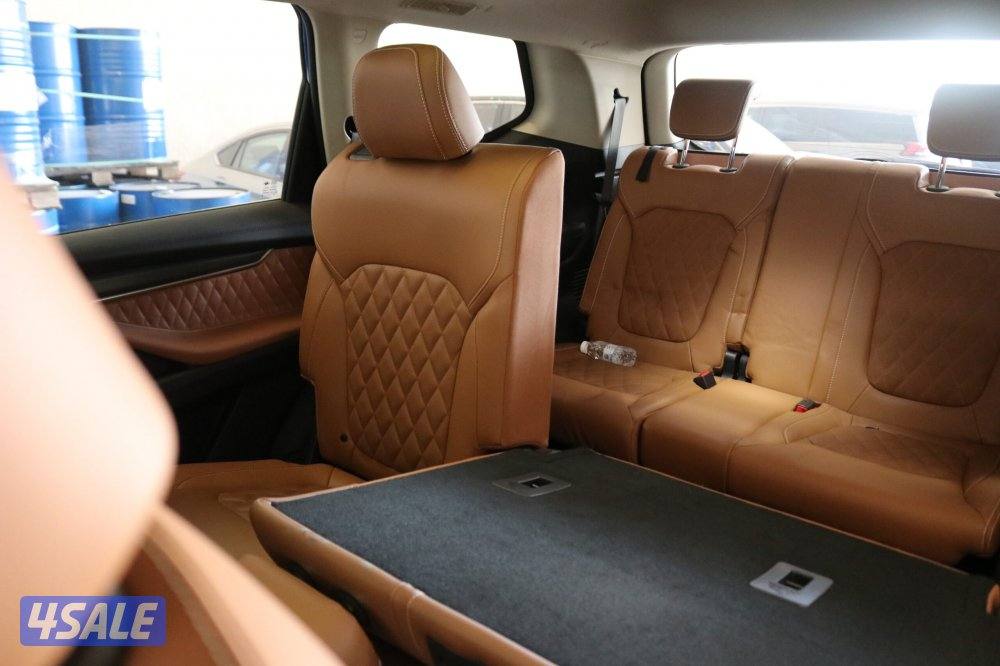 2022 Maxus D90 Executive Luxury – 4×4 • Grey • KWD 4,0004