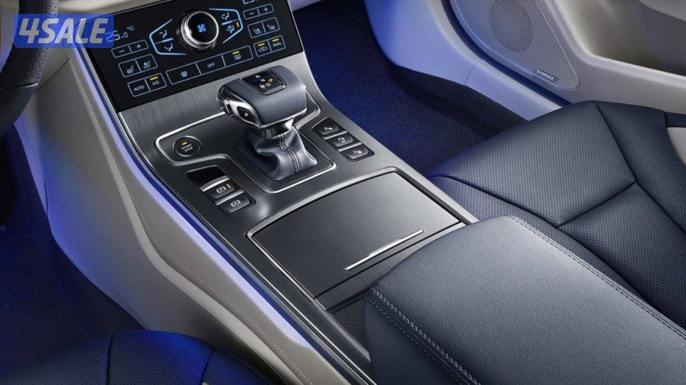 2021 HONGQI H5 Limousine – White – KWD 2,9994