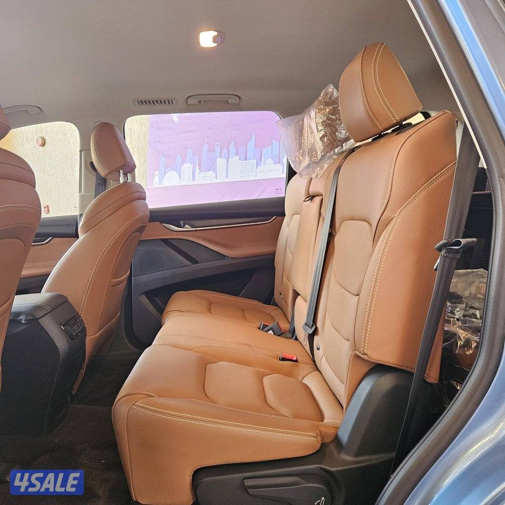 2022 Maxus D90 Executive Luxury – 4×4 • Blue • KWD 4,0004