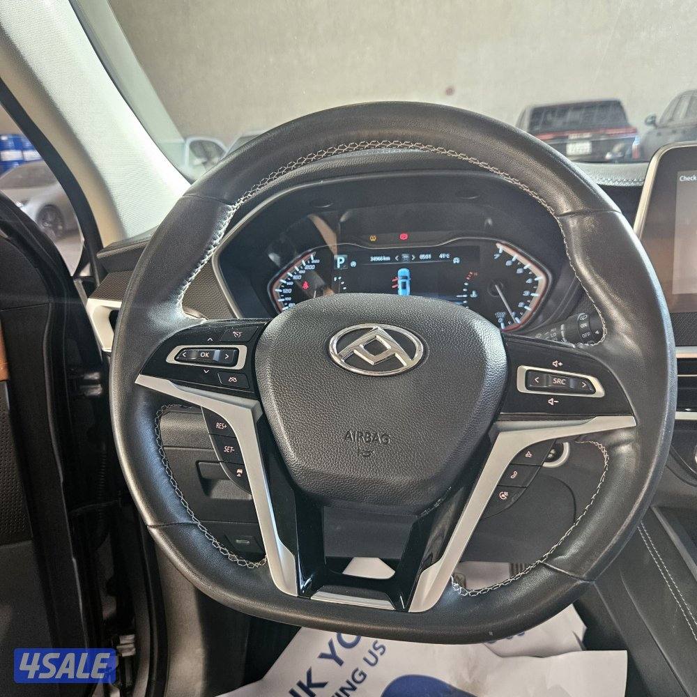 2022 Maxus D90 Executive Luxury – Grey • 4×4 • KWD 4,0004