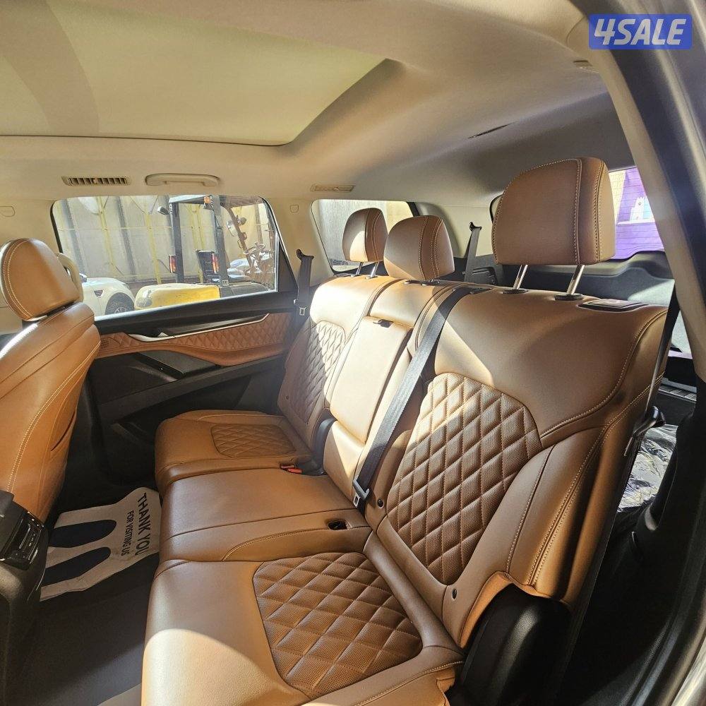 2022 Maxus D90 Executive Luxury – Grey • 4×4 • KWD 4,0005