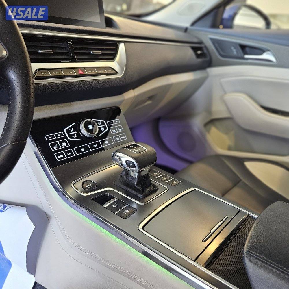 2021 HONGQI H5 Limousine – Blue – KWD 3,0007