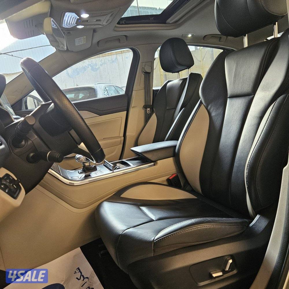 2021 HONGQI H5 Limousine – Silver – KWD 3,0006