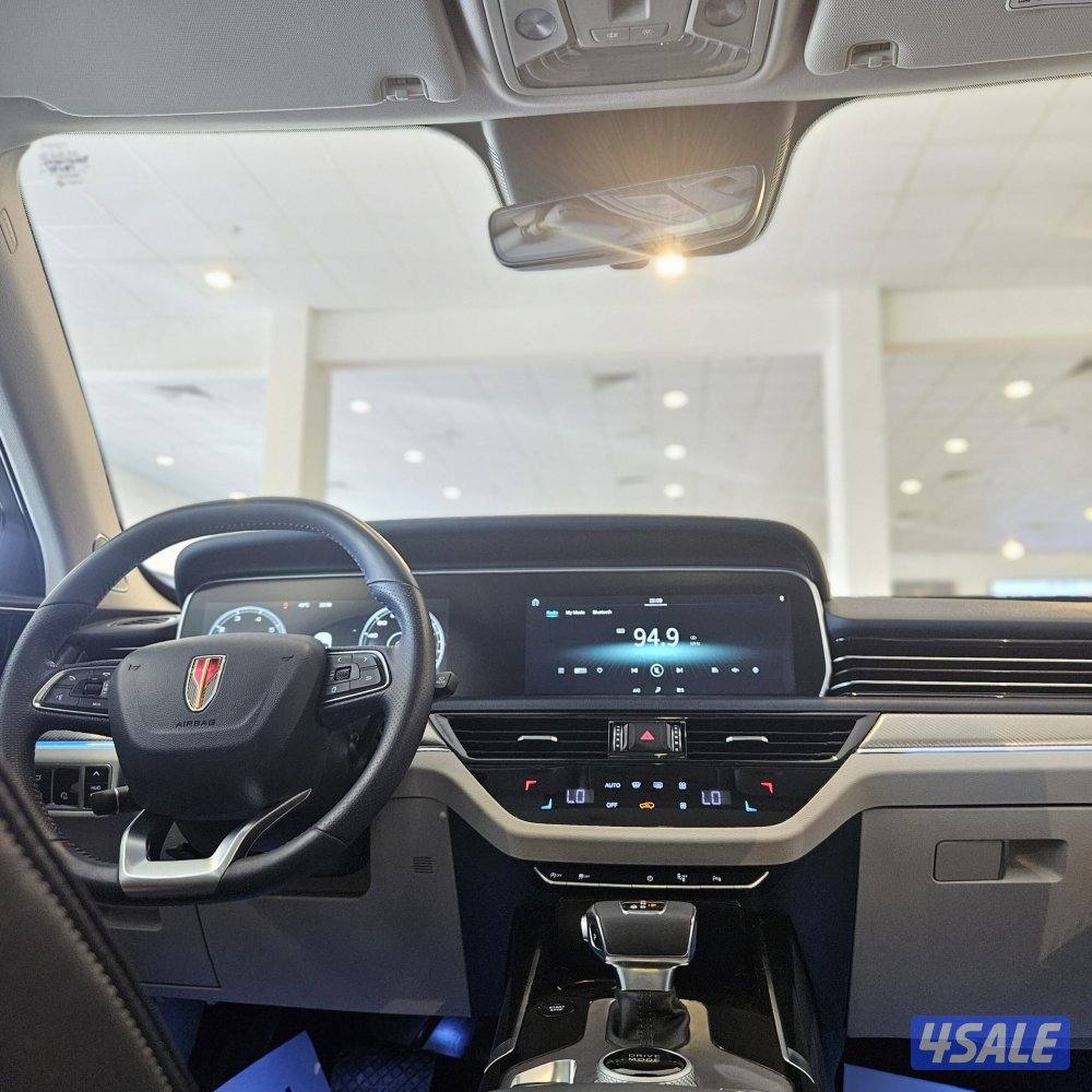 2022 HONGQI HS5 Limousine – Black – KWD 4,0006