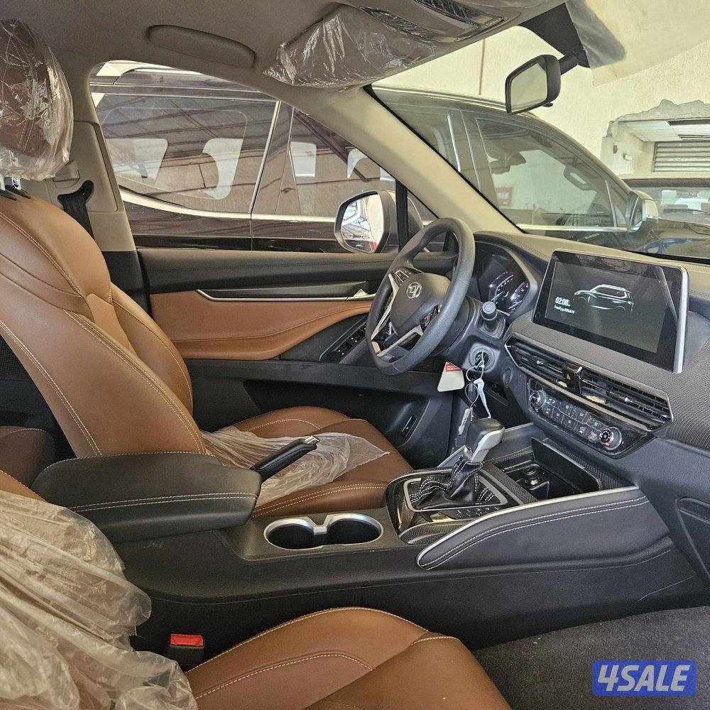 2022 Maxus D90 Elite – Rear‑Wheel Drive • 7 Seats • KWD 3,5002