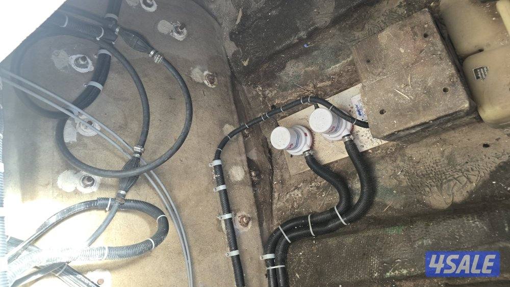 للبيع مني يخت امريكي 2009 او بدل على سيكل10