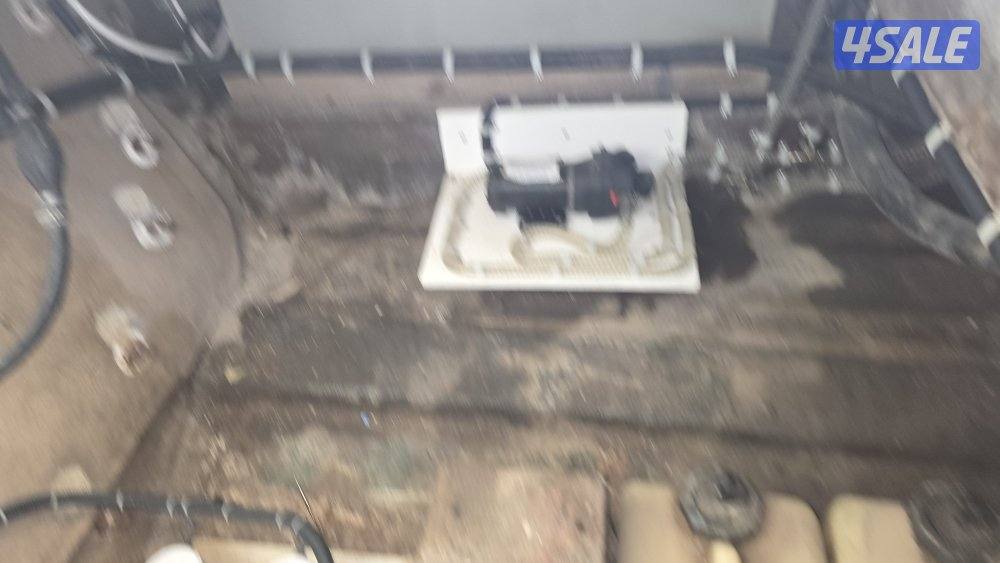 للبيع مني يخت امريكي 2009 او بدل على سيكل14