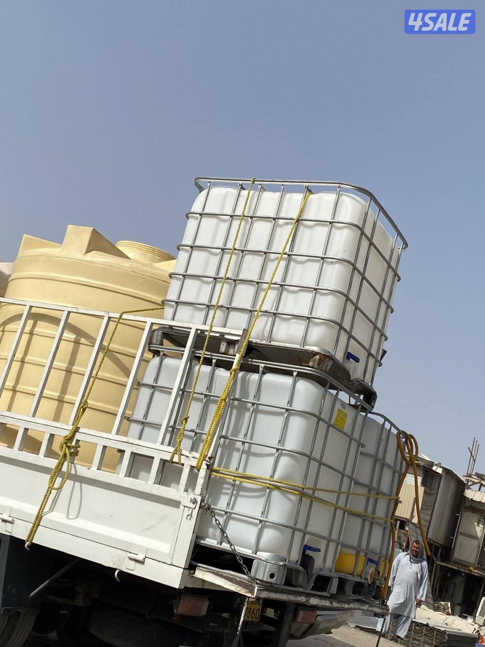 يوجد لدينا جميع أغراض البر، توانكي، مطابخ، حمامات، ركايز خشب مستعمل3