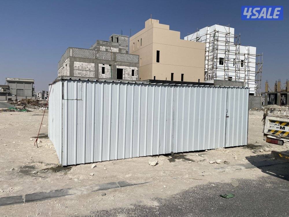 يوجد لدينا جميع أغراض البر، توانكي، مطابخ، حمامات، ركايز خشب مستعمل9