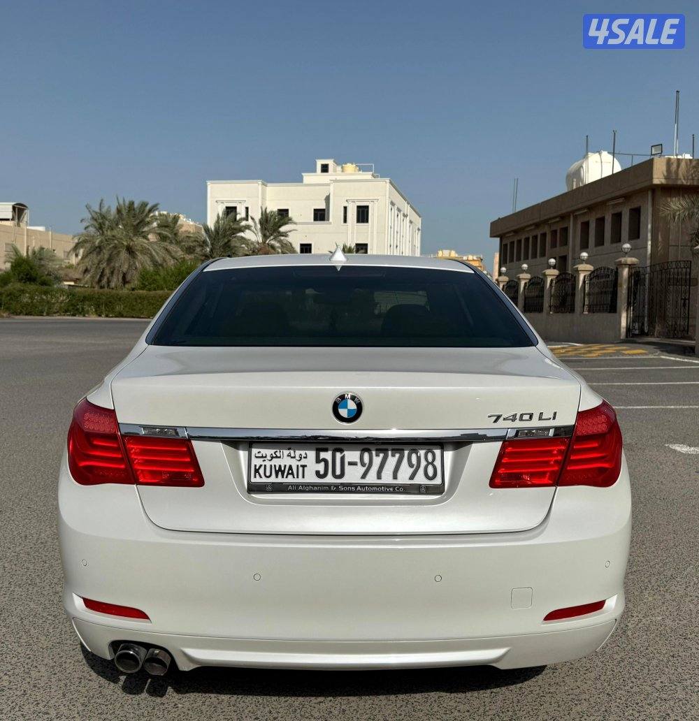 الي يدور النظييف بي ام دبليو BMW730LI مواصفات 740LI موديل 2011 فحص6