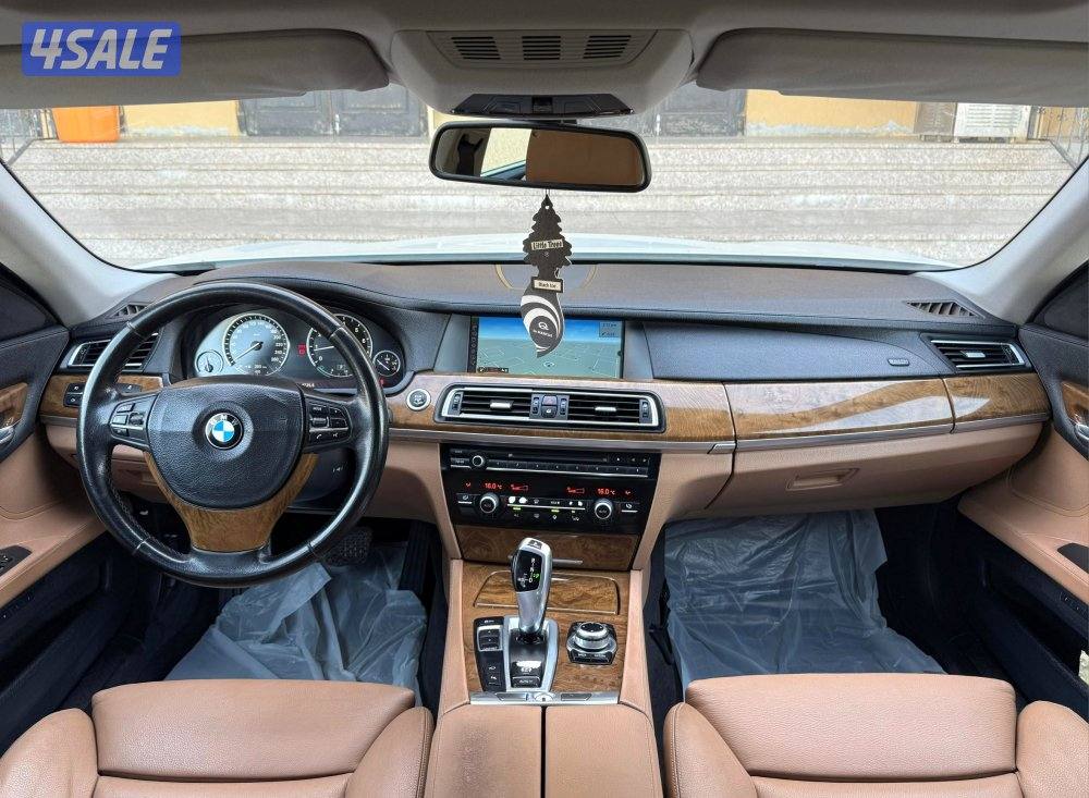 الي يدور النظييف بي ام دبليو BMW730LI مواصفات 740LI موديل 2011 فحص8
