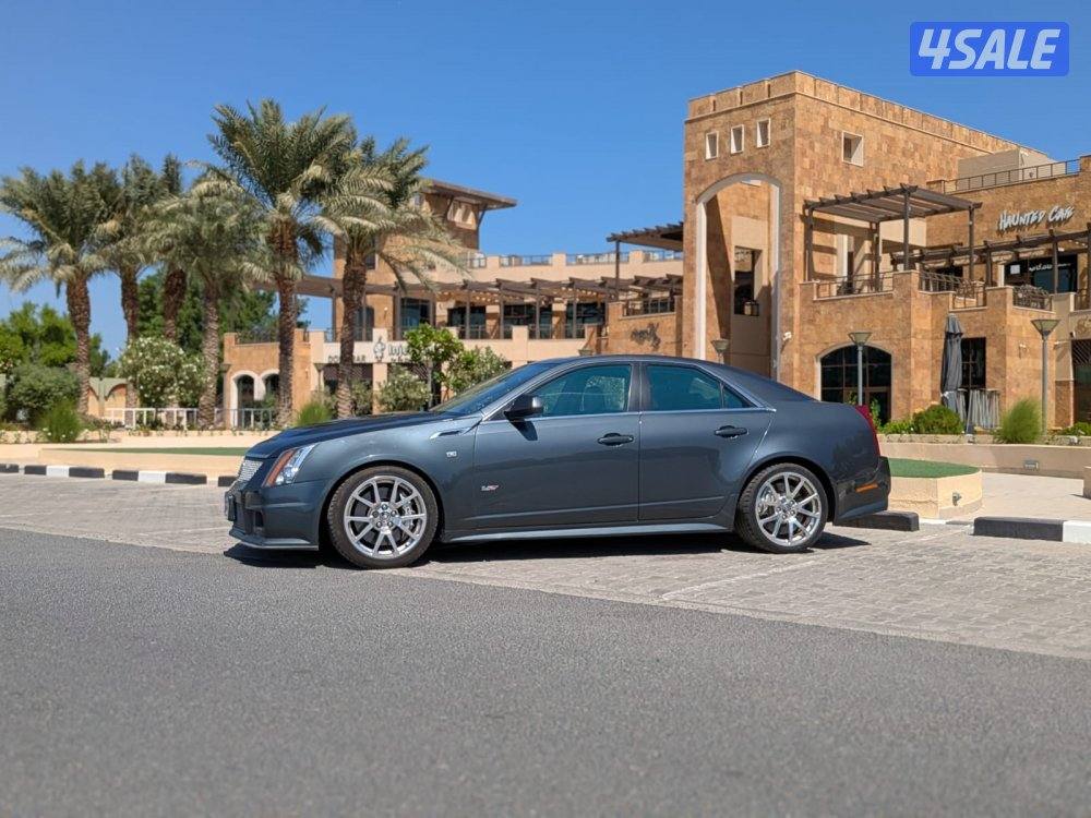 للبيع CTS-V 2012 مخزن2