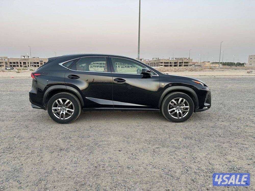 جيب لكزس NX 300 موديل ٢٠١٨ صبغ وكالة1