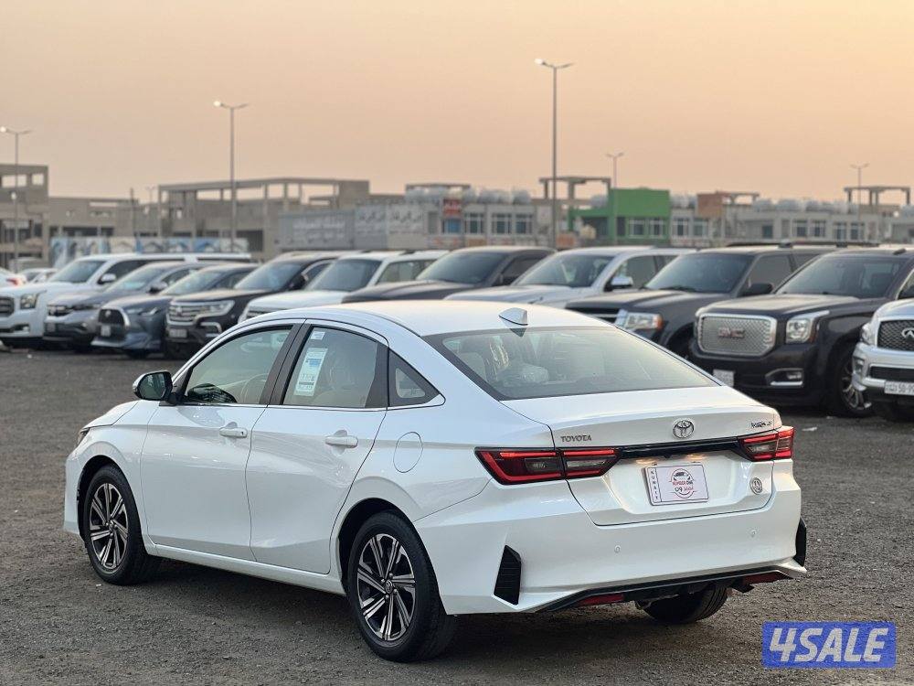 للبيع ياريس 2023 الدرجة الأولى صبغ الوكالة5