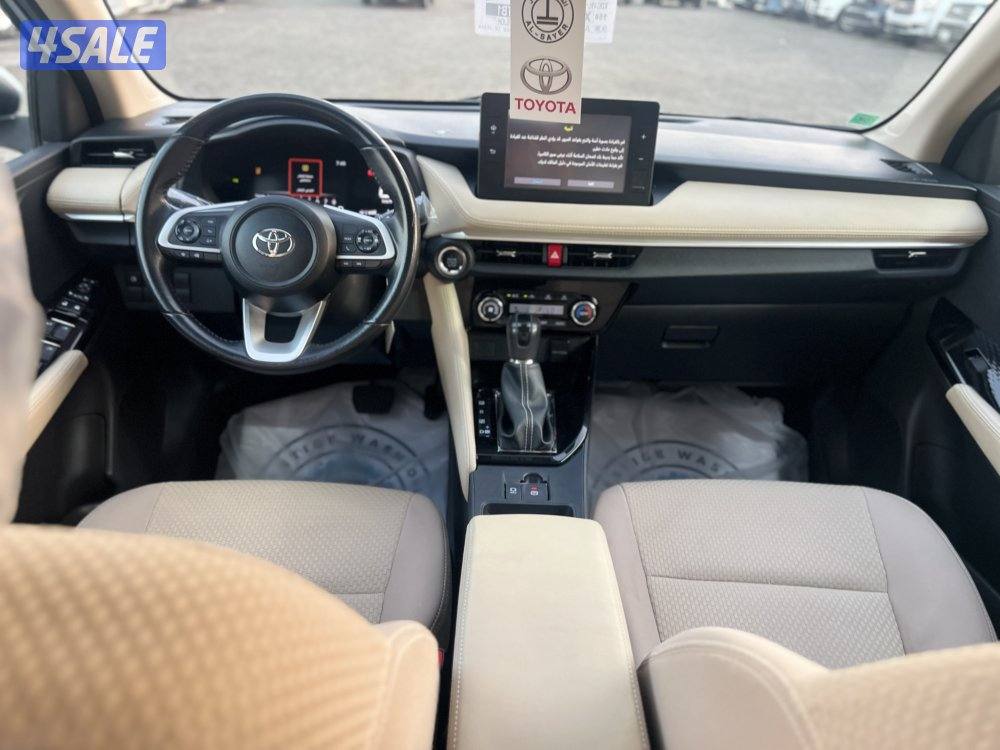 للبيع ياريس 2023 الدرجة الأولى صبغ الوكالة8