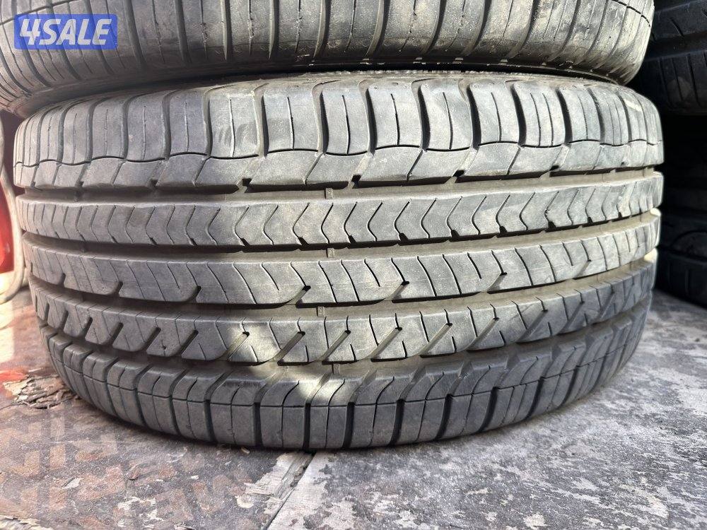 اطارات حجم 18/245/40 ماركة كوديير طقم 4 تواير4