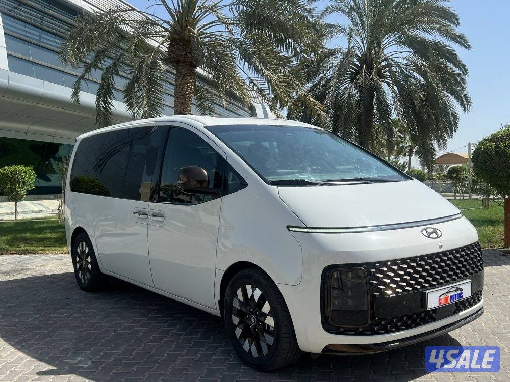 للبيع هيونداي ستاريا موديل 2022 أعلى فئه بالوكالة0