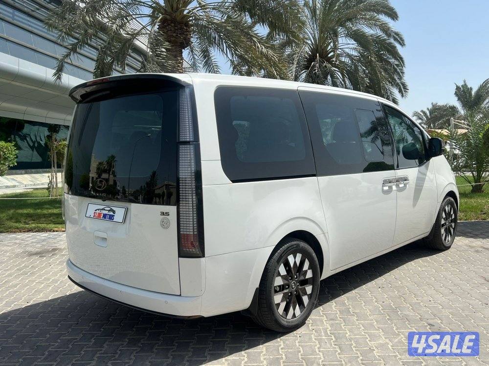 للبيع هيونداي ستاريا موديل 2022 أعلى فئه بالوكالة2