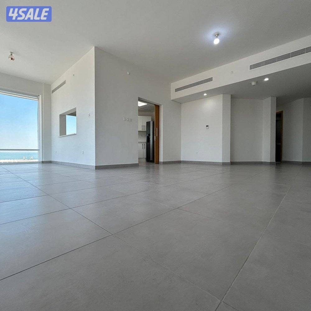 شقة نصف مفروشة اطلالة بحرية للايجار في دسمان1