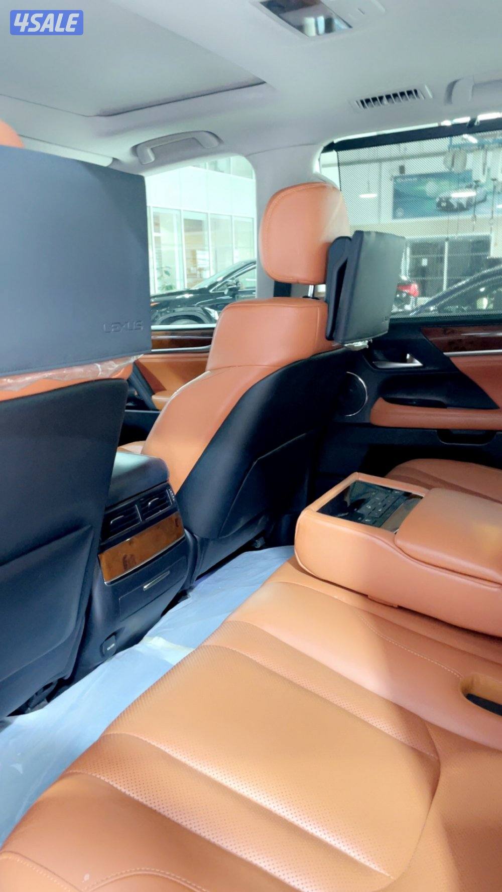 لكزس 2018 السائر4