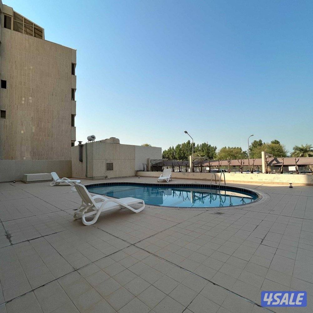 شقة إطلالة بحرية مباشرة للإيجار في السالمية8