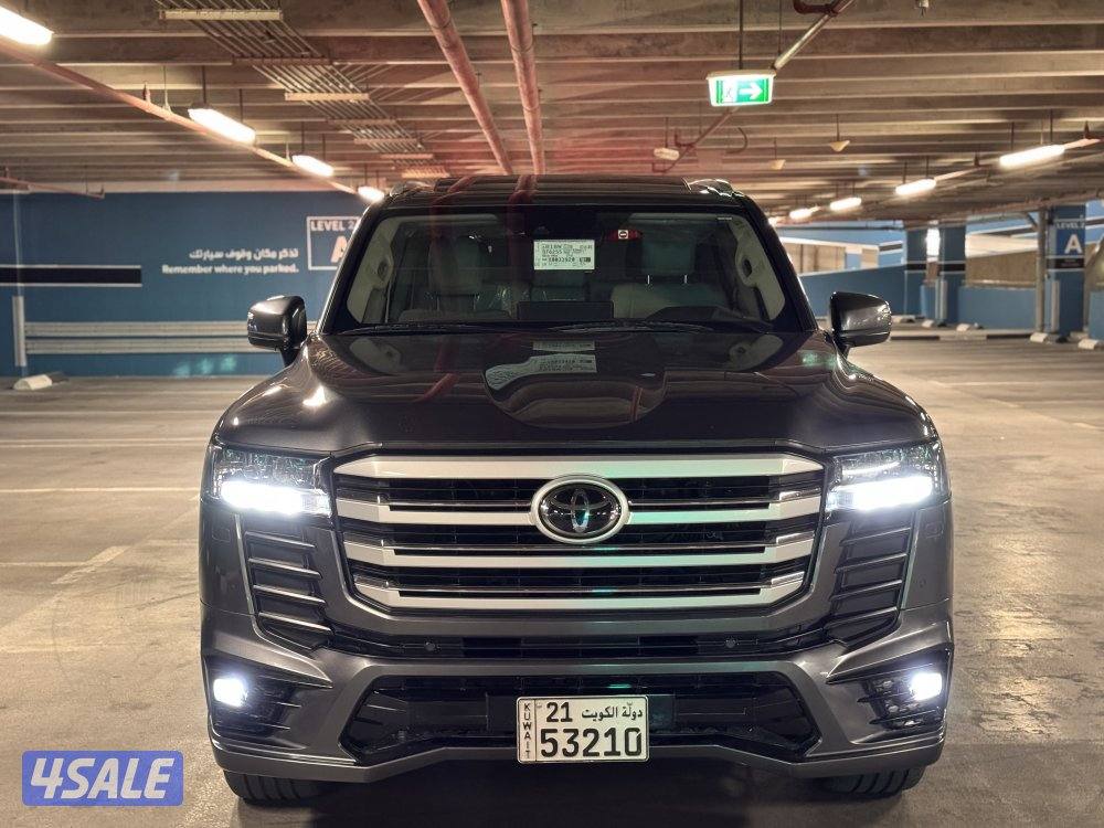 لاندكروزر GXR 2022 (AERO S ) صبغ الوكاله1