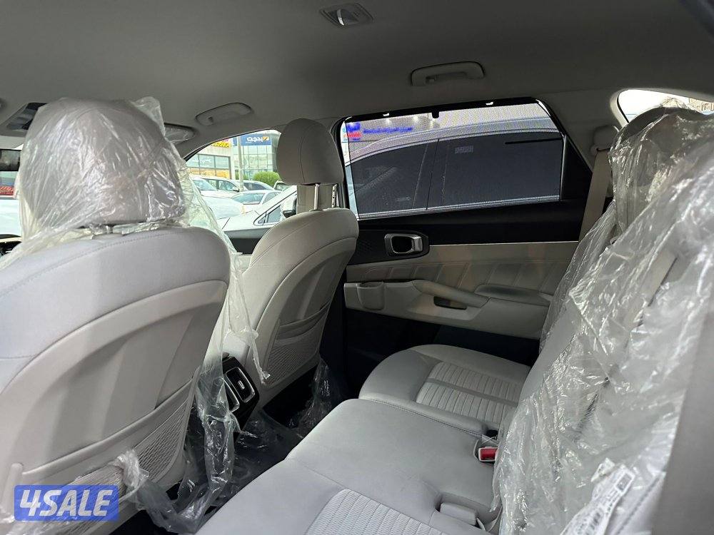 كيا سورينتو موديل 2023 عداد 30 الف تحت الكفاله صبغ الوكاله شرط الفحص2