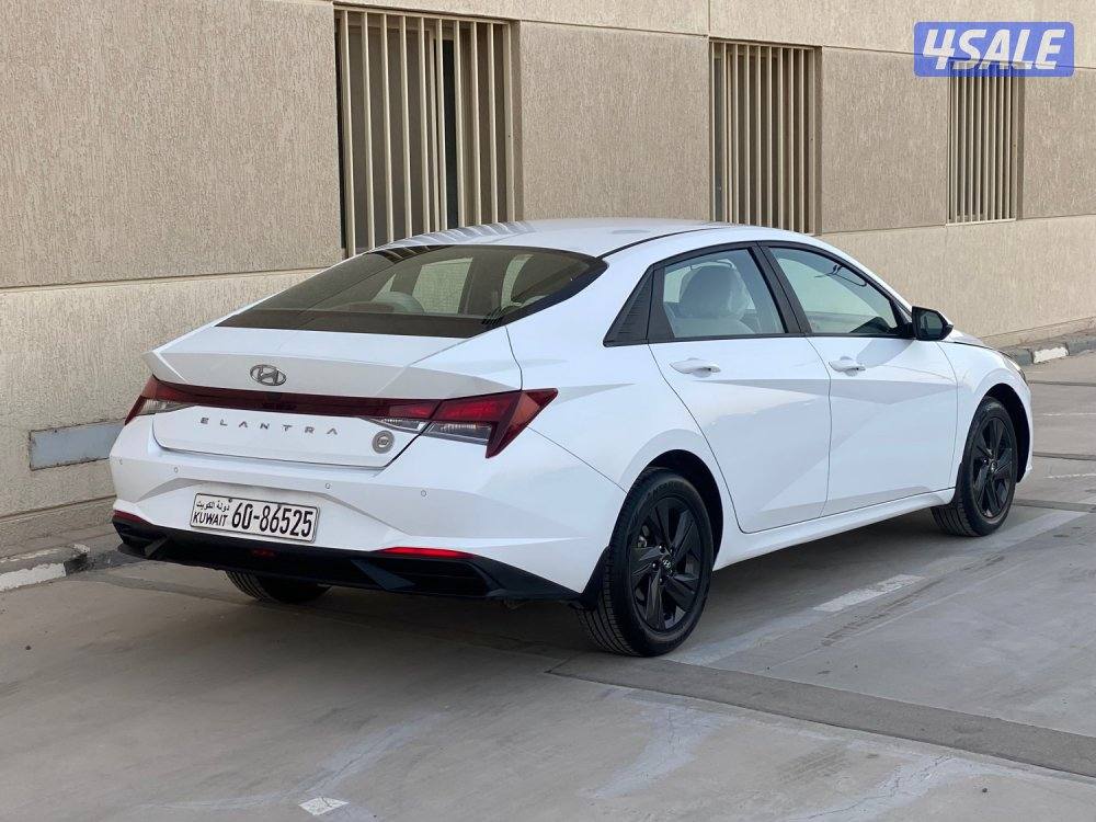 هيونداي النترا - موديل 2022 - عداد 129 - وارد الوكاله - شرط الفحص3