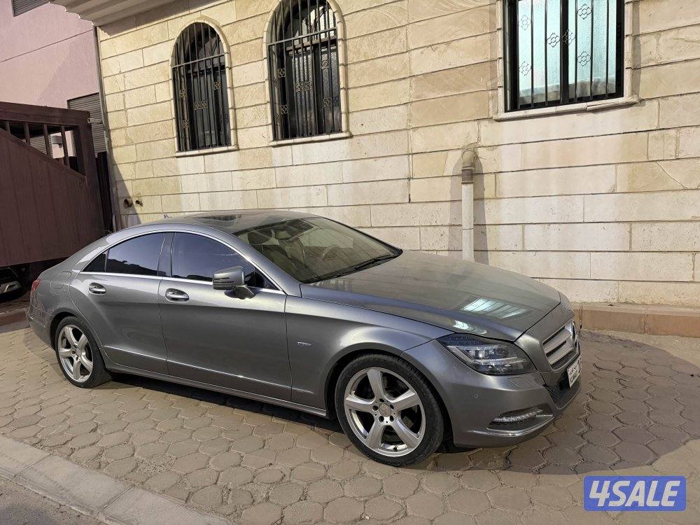 للبيع مرسيدس 350 cls موديل 2012 المالك الاول وارد البشر0