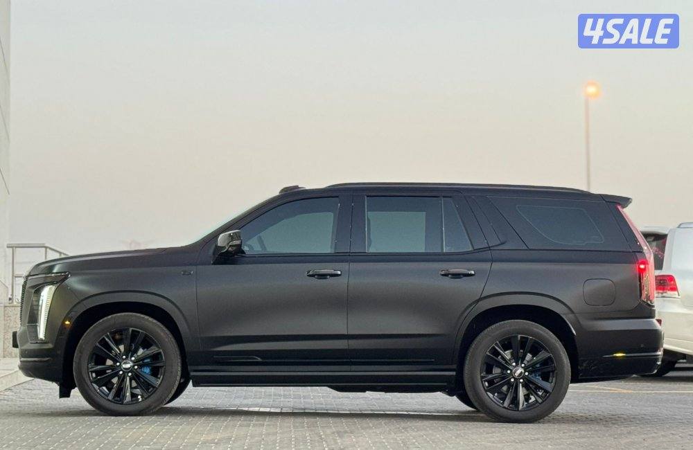 للبيع كاديلاك اسكاليد بلاتينيوم موديل 20252