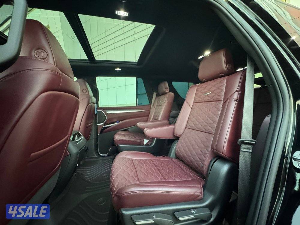 للبيع كاديلاك اسكاليد بلاتينيوم موديل 202511