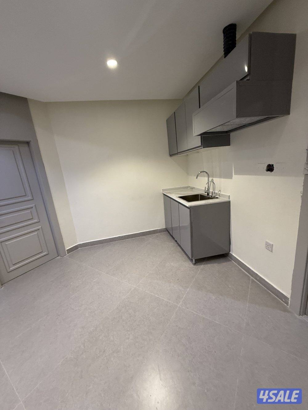 غرفة وصالة للايجار بالشعب البحري3