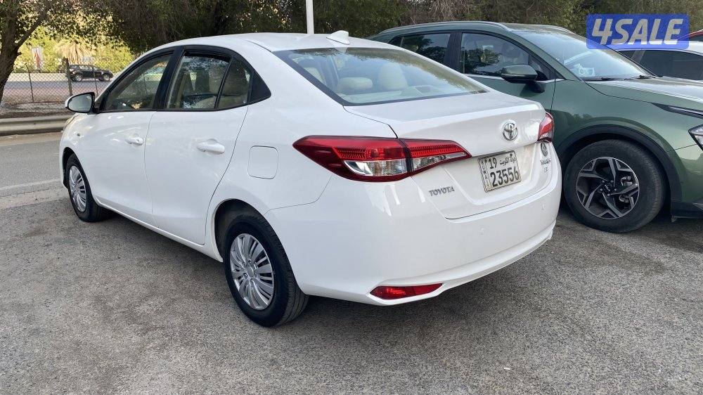 للبيع تويوتا يارس ٢٠٢٠ سيرفس منتظم3