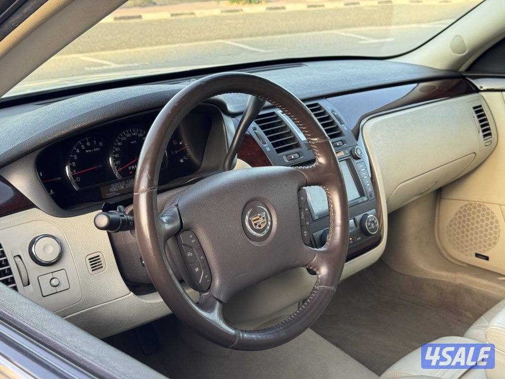 للبيع كاديلاك DTS موديل 2009 / عداد 72 ألف فقط كامل المواصفات7